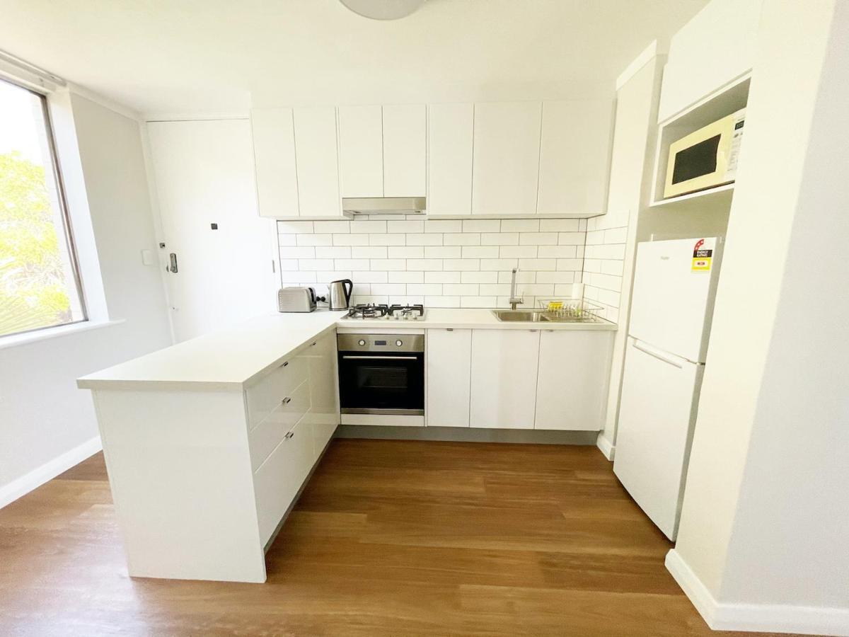 Studio 101 - First Floor Fremantle Studio Apartment Buitenkant foto